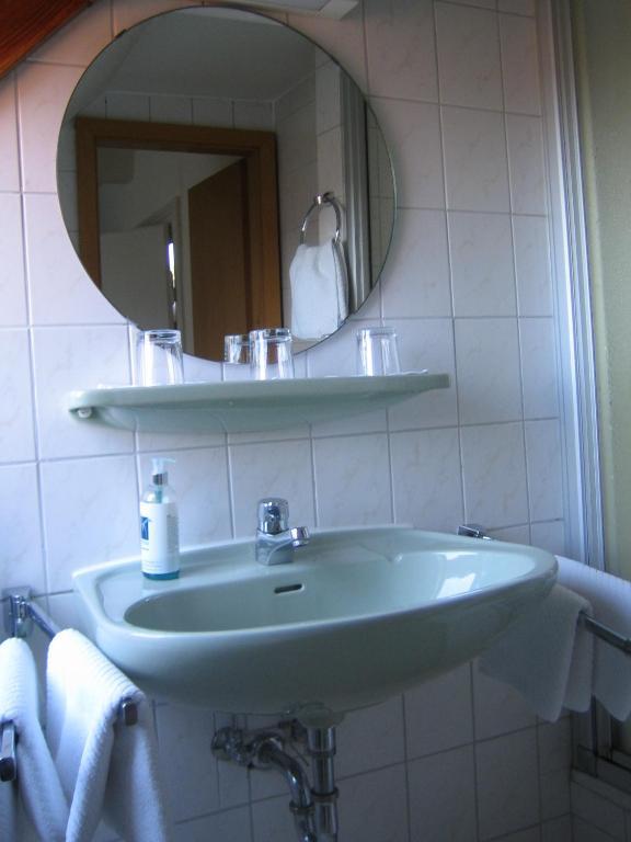 Hotel Fernblick Бад Харцбург Стая снимка